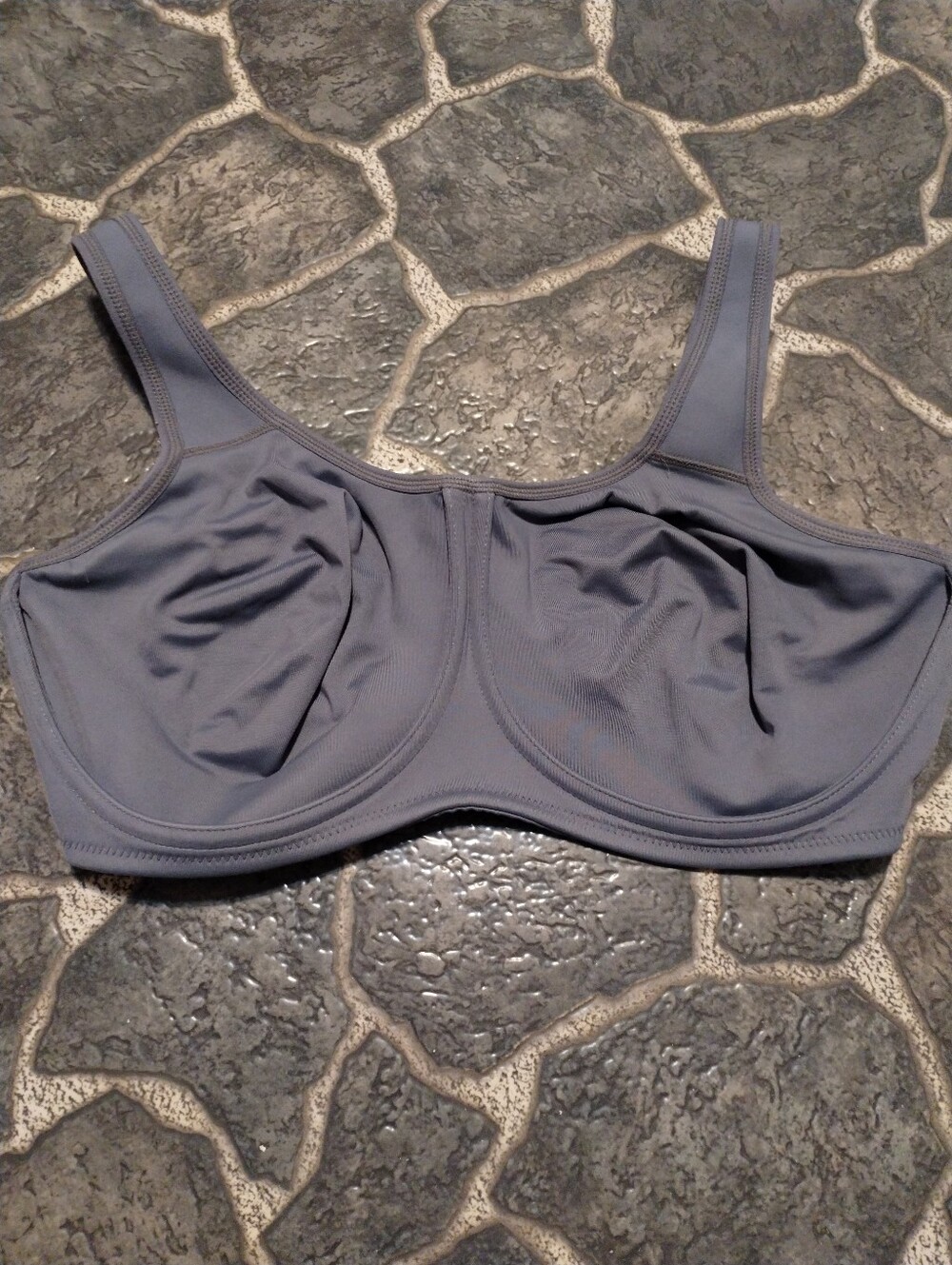 WACOAL Simone Seamless Underwire sports bra plus size 38 DDD